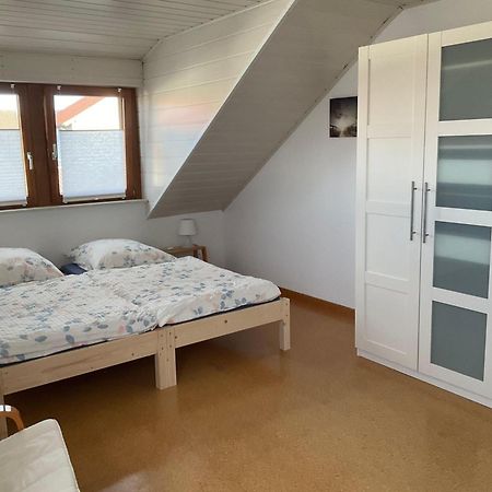 Ferienwohnung-Loesch Нойенбург-ам-Райн Экстерьер фото
