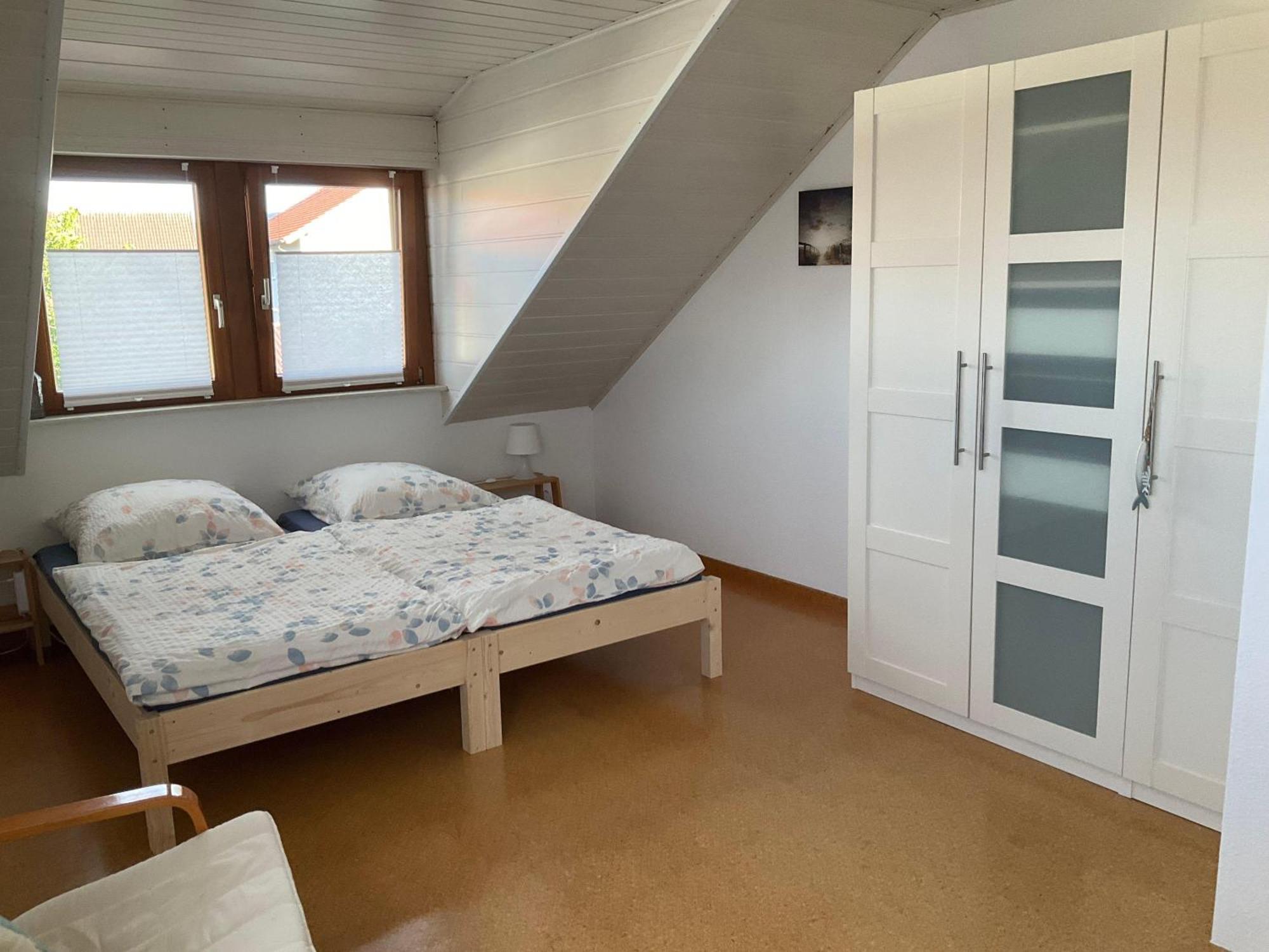 Ferienwohnung-Loesch Нойенбург-ам-Райн Экстерьер фото